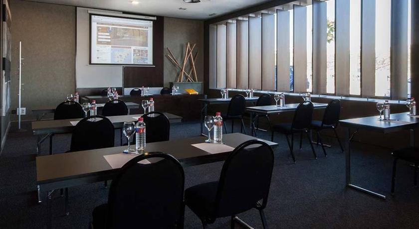 B&B Hotel Madrid Getafe Bagian luar foto